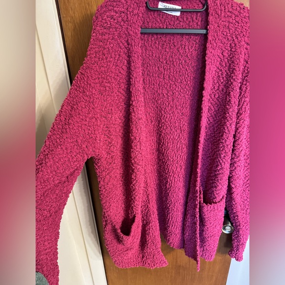 NWOT Zenana popcorn knit open front cardigan, size 1X, color is magenta - Picture 6 of 11